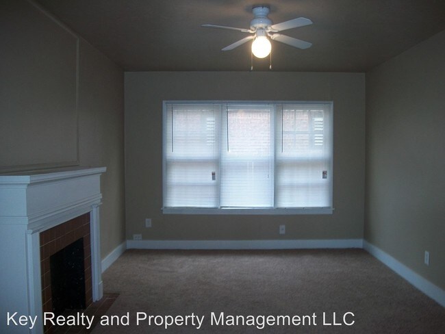 Building Photo - 2 br, 1 bath Apartment - 2322 NW 20TH ST