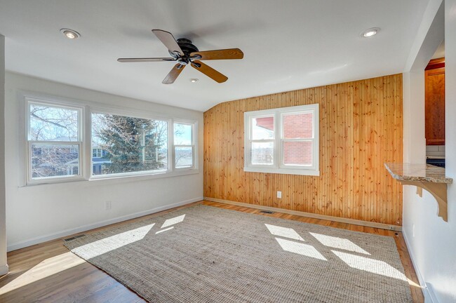 Building Photo - Available August 1, 2026 | PRE-LEASE 2 BED 1 BATH – Updated North Boulder Home Near Trails & Down...