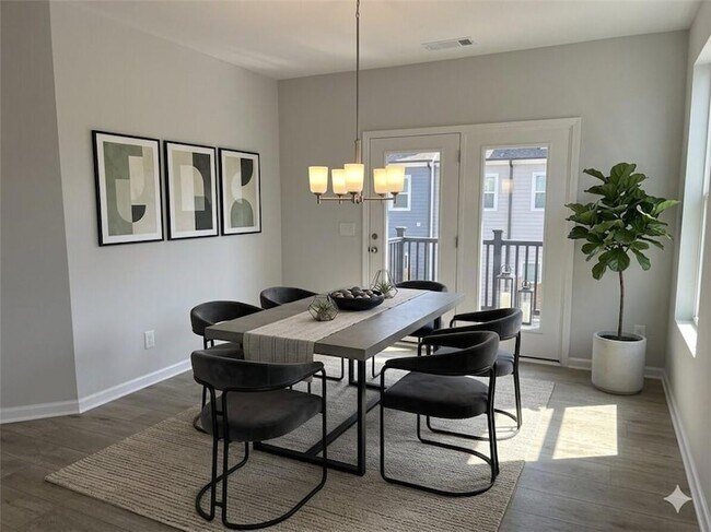 Foto del edificio - 352 Skylar Ct SE