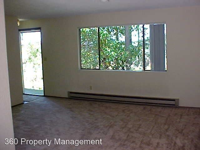 Building Photo - 1006 W Waterloo Rd