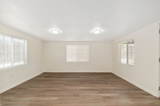 Building Photo - MOVE -IN READY! | Renovated | RV Parking | Pet Friendly | Highland, CA