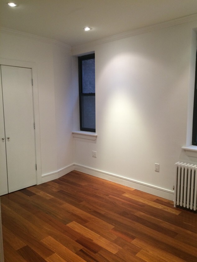 Primary Photo - 984 1st Avenue