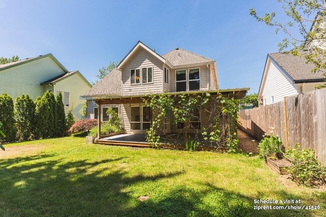 Building Photo - 16124 Baccarat Way