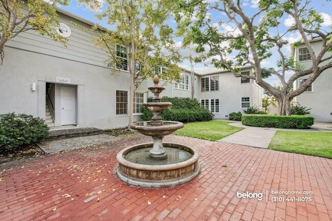 Building Photo - 1032 19th St