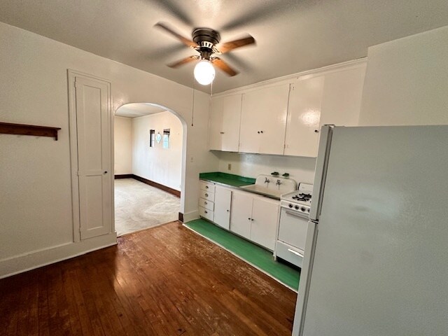 Foto del edificio - 803 Melrose Ave