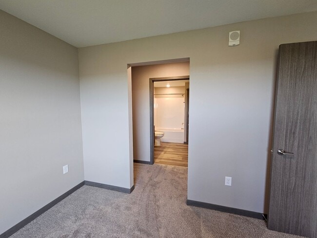 Interior Photo - Wobegon Crossings