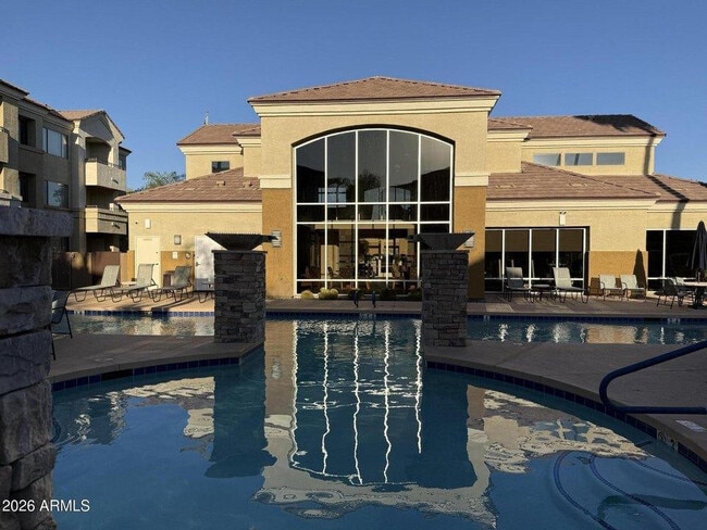 Foto del edificio - 18416 N Cave Creek Rd