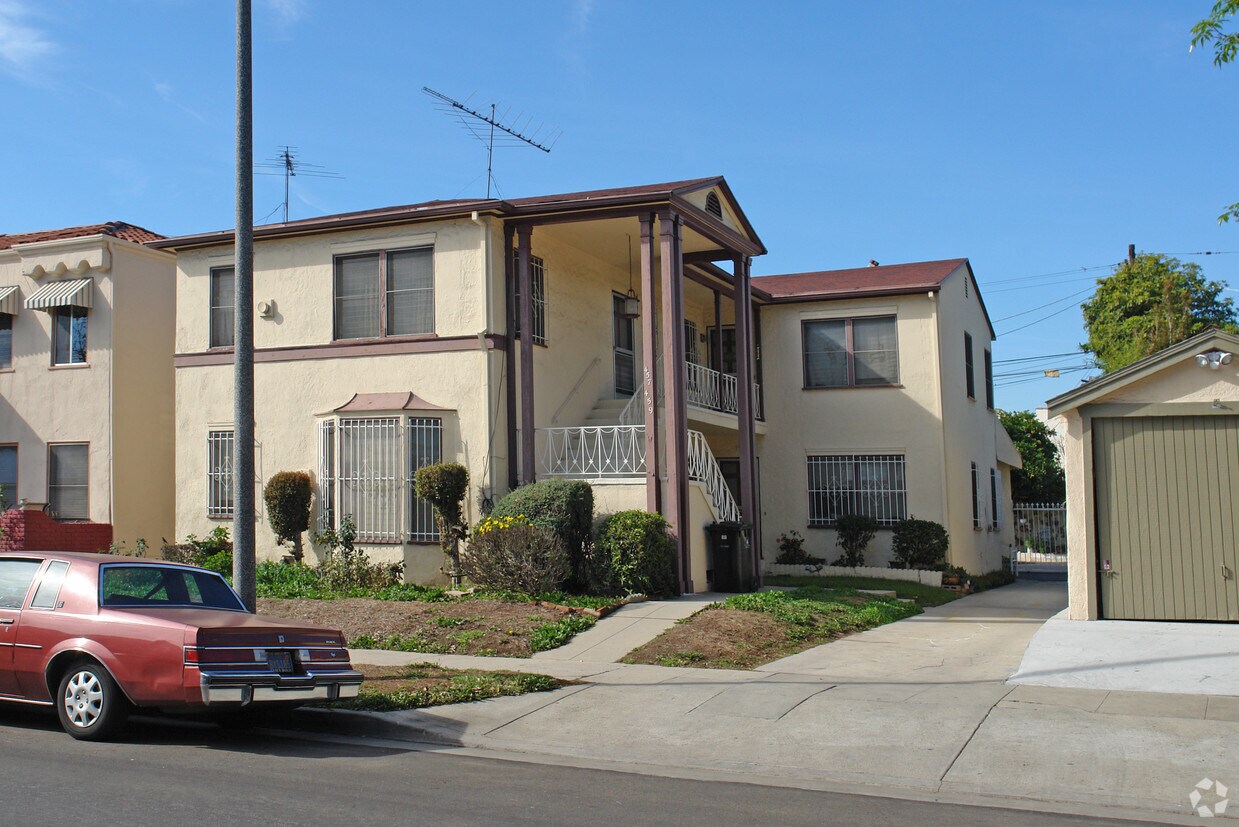 Primary Photo - 457 N Stanley Ave
