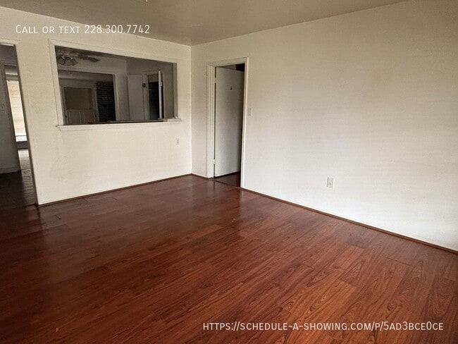 Building Photo - 1889 Greater Ave