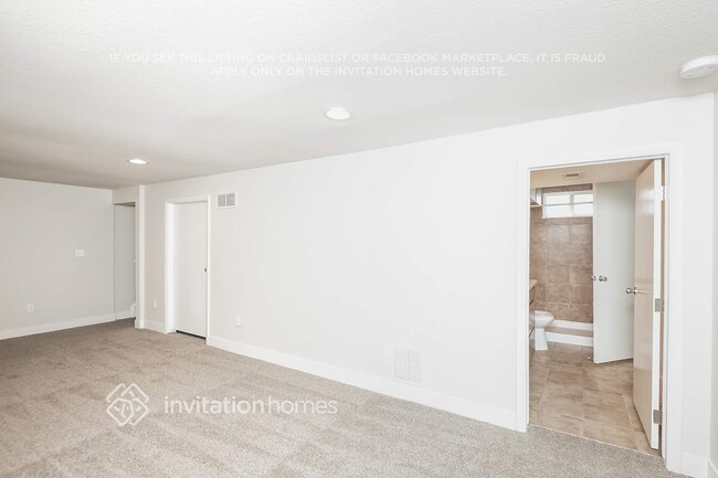 Building Photo - 9143 Cody St