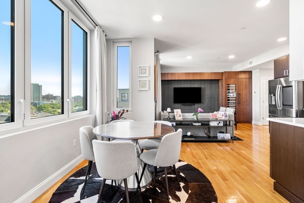 Foto principal - 10 Taber St