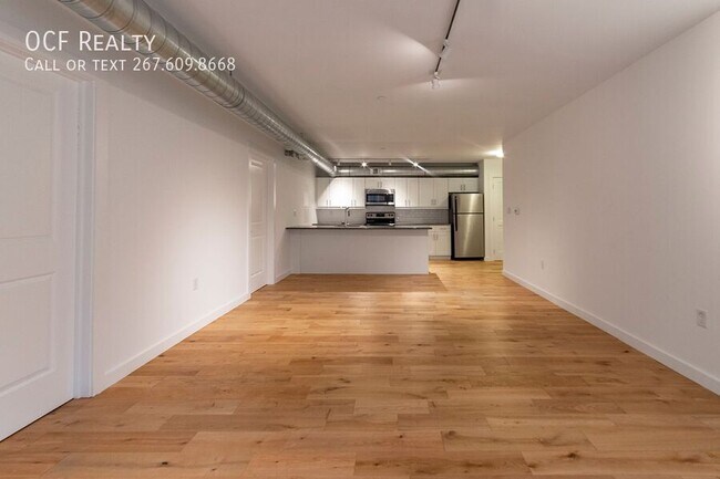 Building Photo - 224 Church St