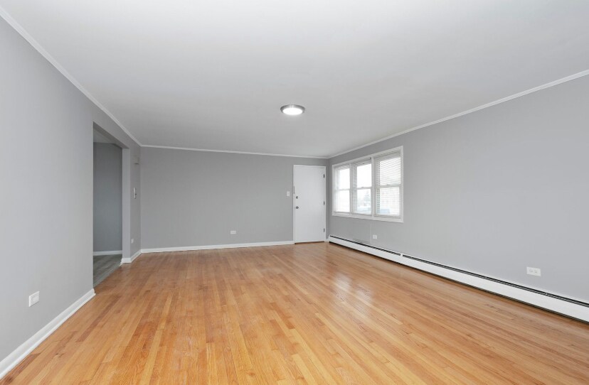Primary Photo - 3941 W 63rd St