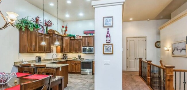 Building Photo - 13666 Mt Cortina Way