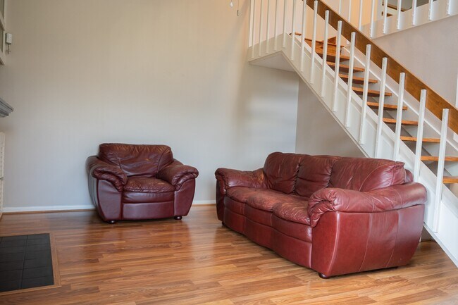 Building Photo - 1482 Gemini St