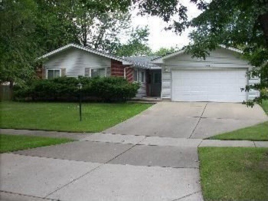 Primary Photo - 555 Harvard Ln