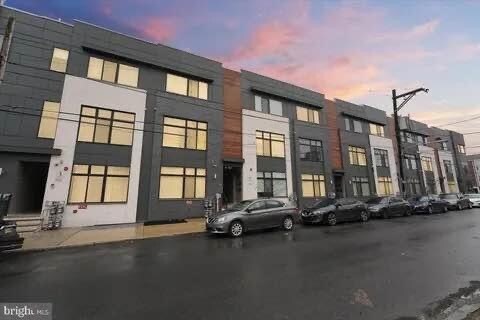 Primary Photo - 514 W Montgomery Ave