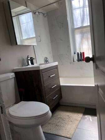 Foto del edificio - 3145 N Kenmore Ave