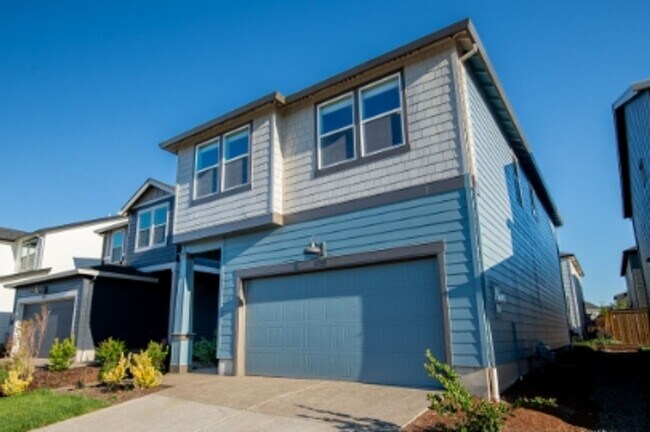 Foto del edificio - Beautiful newer construction 4 bed, 2.5 ba...
