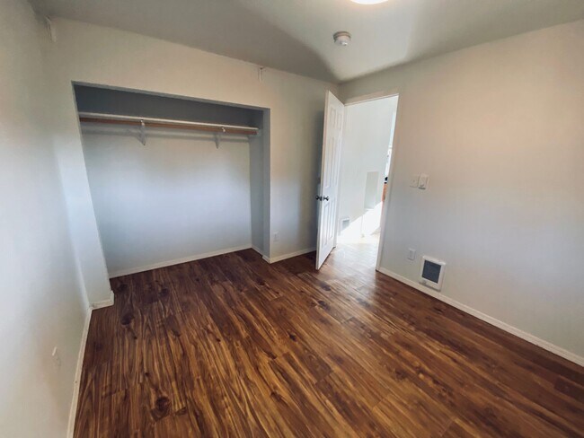 Foto del edificio - Charming Cottage Living in Granite Falls – By Appointment Only