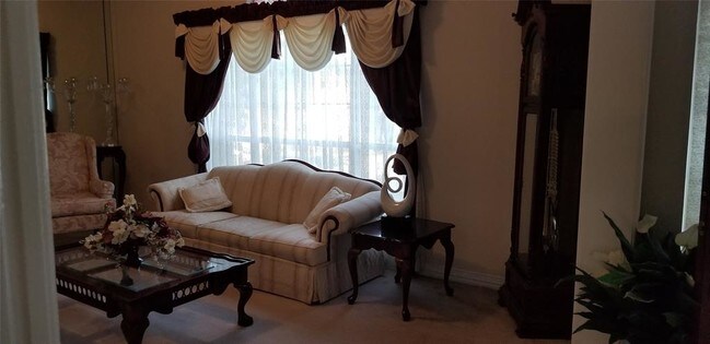 Foto del edificio - 3636 Canyon Oaks Dr