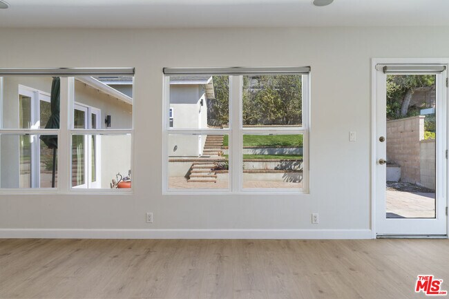 Building Photo - 828 McCarthy Ct