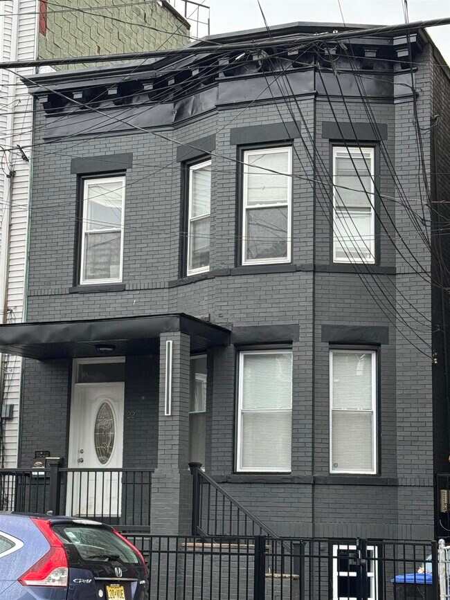 Foto del edificio - 22 GRACE St