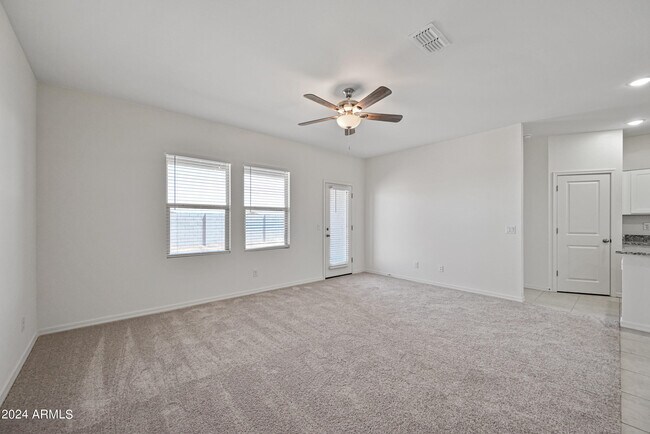 Building Photo - 4114 E Reynolds Dr