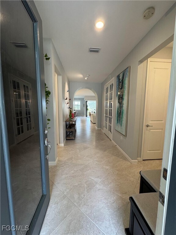 Foto del edificio - 3333 Hampton Blvd