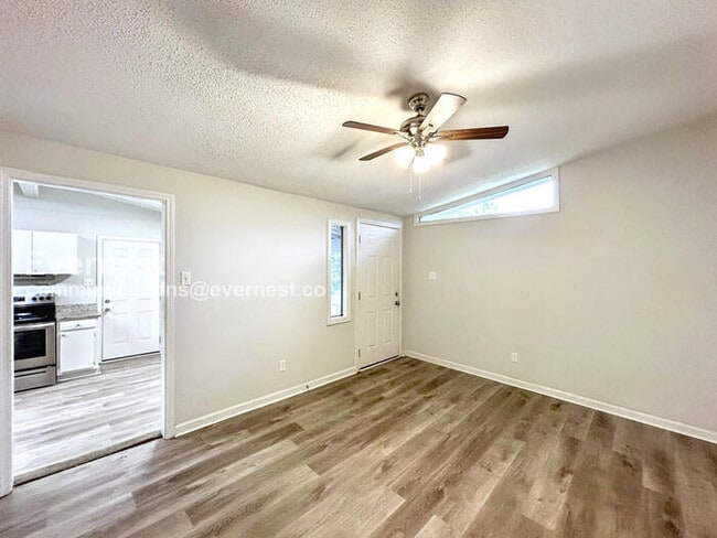 Building Photo - 1449 Ticonderoga Dr