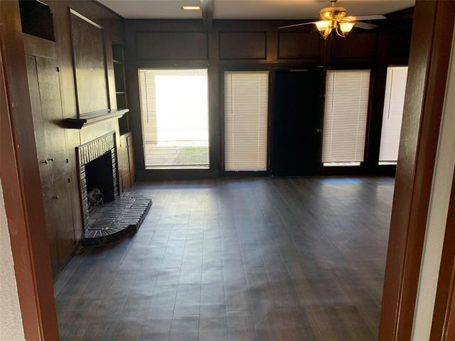 Building Photo - 3426 Valley View Ln