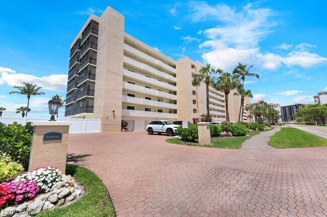 Foto del edificio - 10475 Gulf Shore Dr