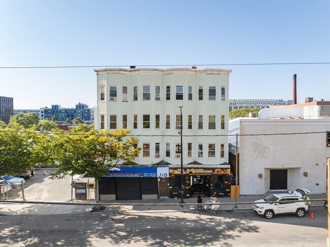 Foto del edificio - 50 Common St