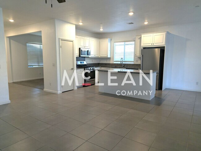 Foto del edificio - Skyborne 3BR/3BA Home for Rent - with Casita