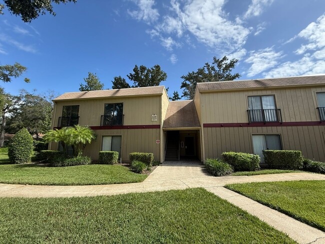 Building Photo - Charming 3 Bedroom 2 Bath Condo in Heart of Winter Springs