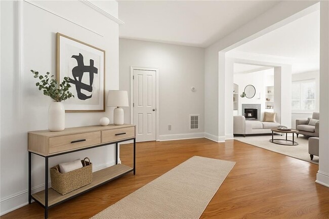 Foto del edificio - 6961 Fellowship Ln