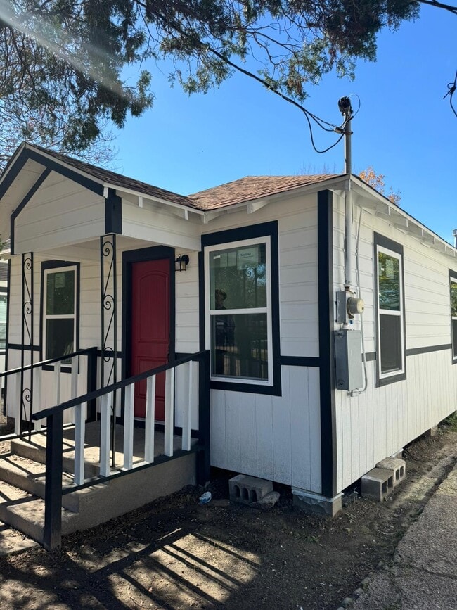 Foto del edificio - 3903 Broyles St