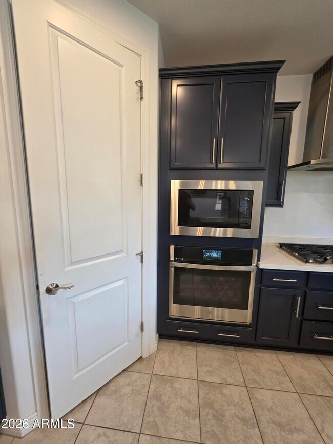 Foto del edificio - 10425 E Corbin Ave