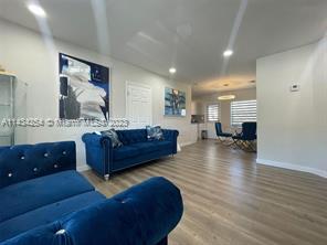 Foto del edificio - 3641 NW 5th St