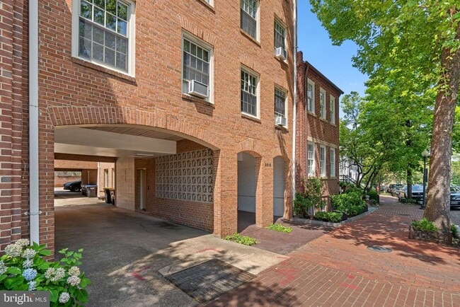 Building Photo - 2515 P St NW