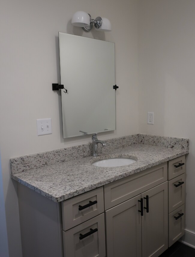 Foto del edificio - 2741 Jersey Ave