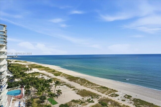 Foto del edificio - 704 N Ocean Blvd