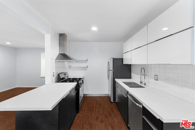 Foto del edificio - 612 Huntley Dr