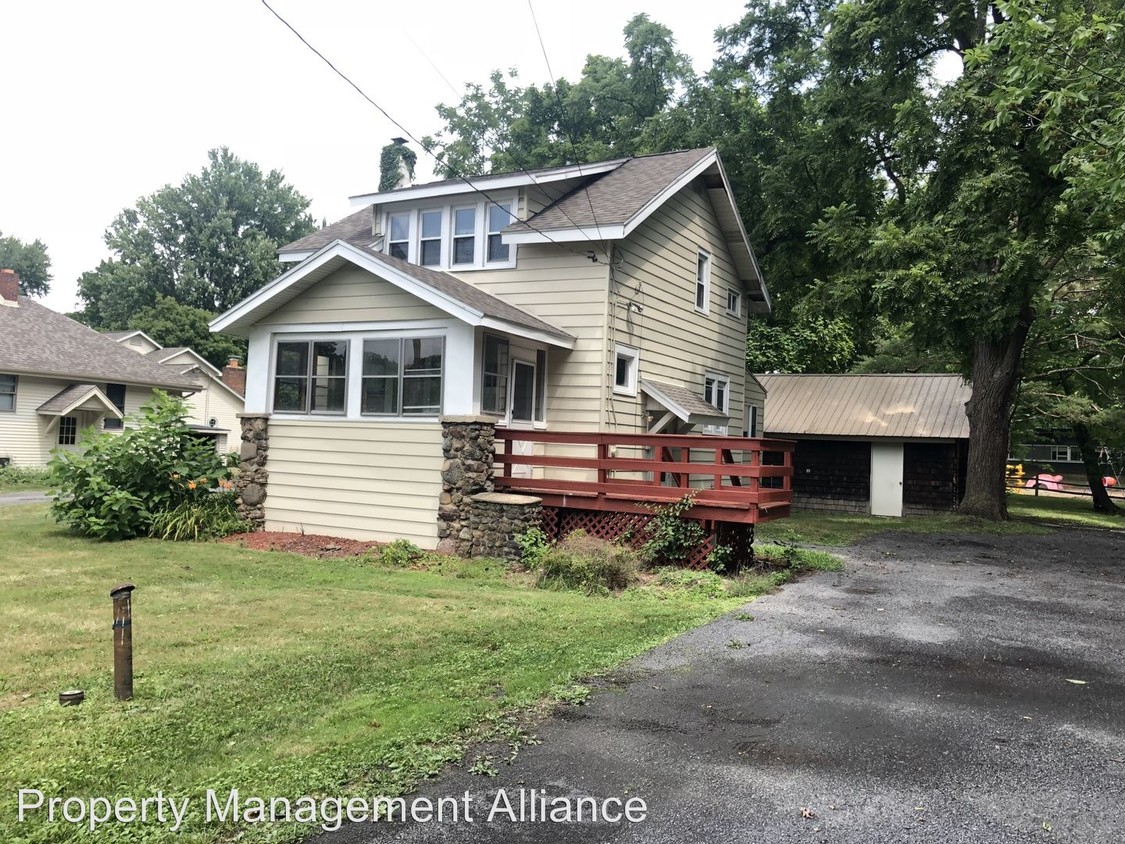 Primary Photo - 3 br, 1.5 bath House - 1006 Cold Springs Rd