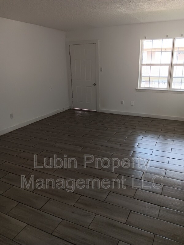 1767 E Raines Rd Unit Apt 12, Memphis, TN 38116 Condo for Rent in