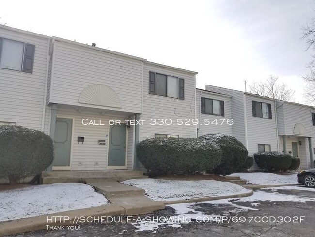 Building Photo - 750 Pine Knolls Dr