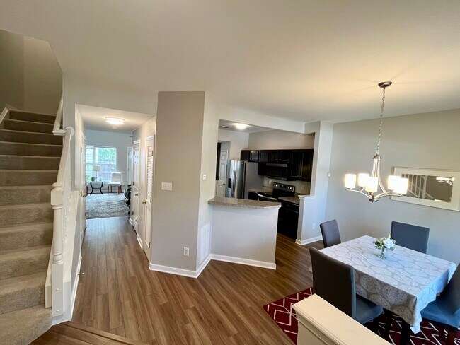 Entry - 10569 Mountain Gate Way