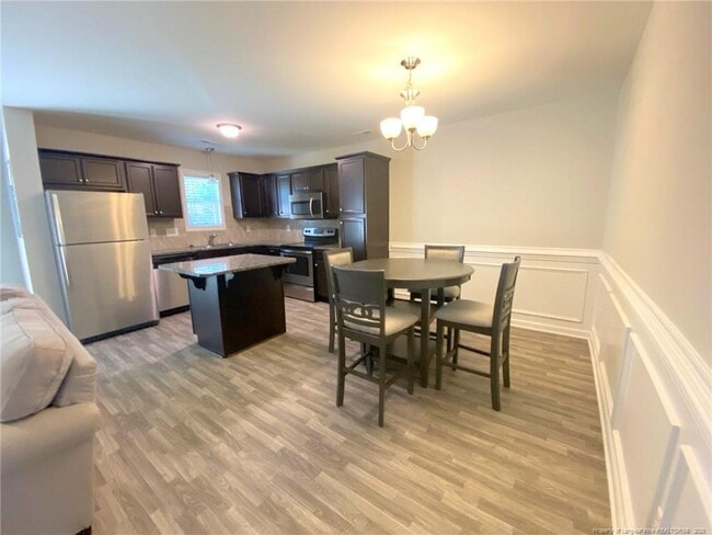 Building Photo - 2522 Gardner Park Dr