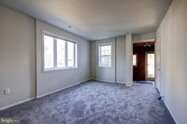 Building Photo - 405 New Jersey Ave