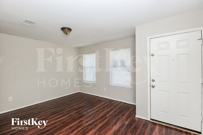 Foto del edificio - 8115 Wesson Rd